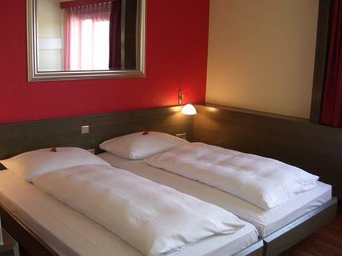 Stadthotel היילברון חדר תמונה