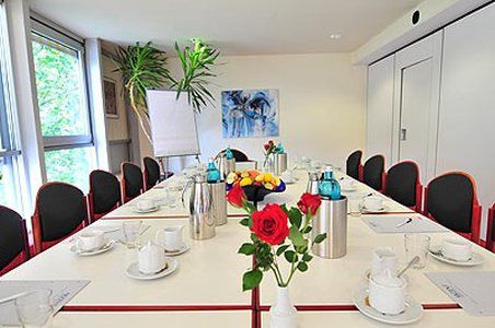 Stadthotel היילברון עסק תמונה