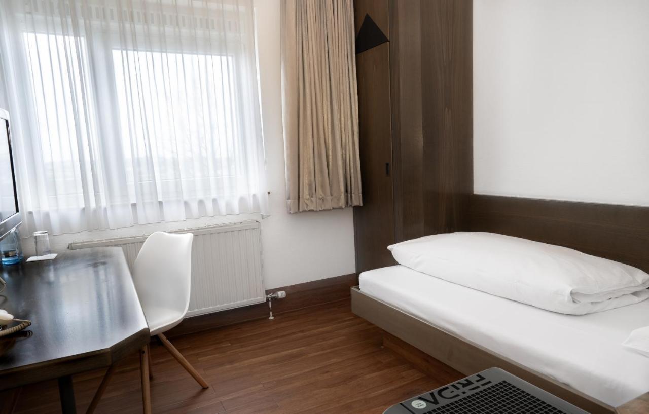 Stadthotel היילברון מראה חיצוני תמונה